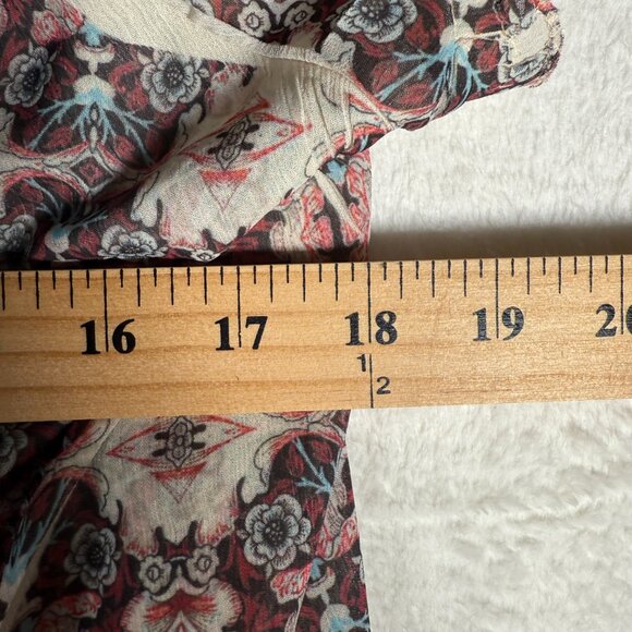 Unity World Wear Boho Top 1X Floral Print Short sleeveRuffled Neckline Tie front - Picture 7 of 7